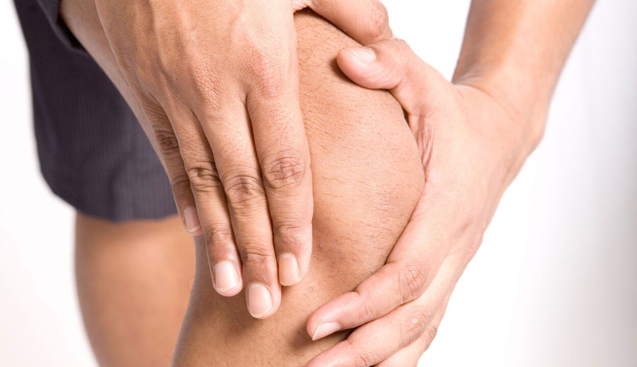 douleur dans l'articulation du genou avec arthrite et arthrose