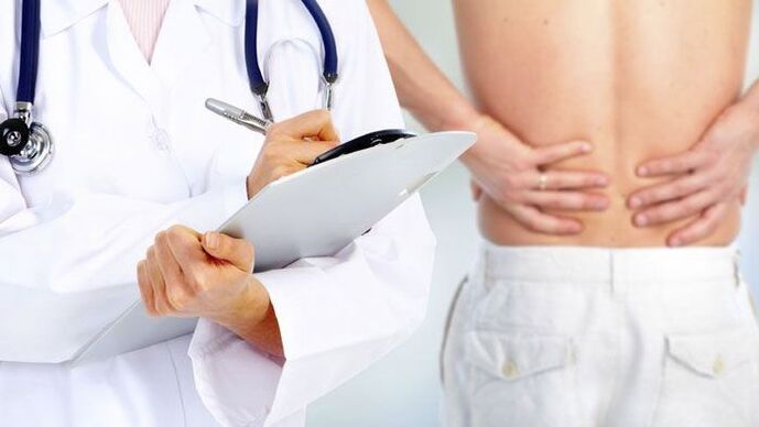 Si vous avez mal au dos, vous devez consulter un médecin pour obtenir des conseils. 