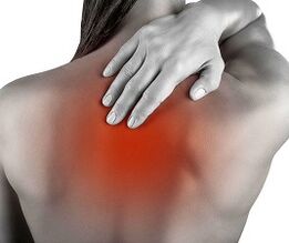 douleur due à l'ostéochondrose de la colonne thoracique